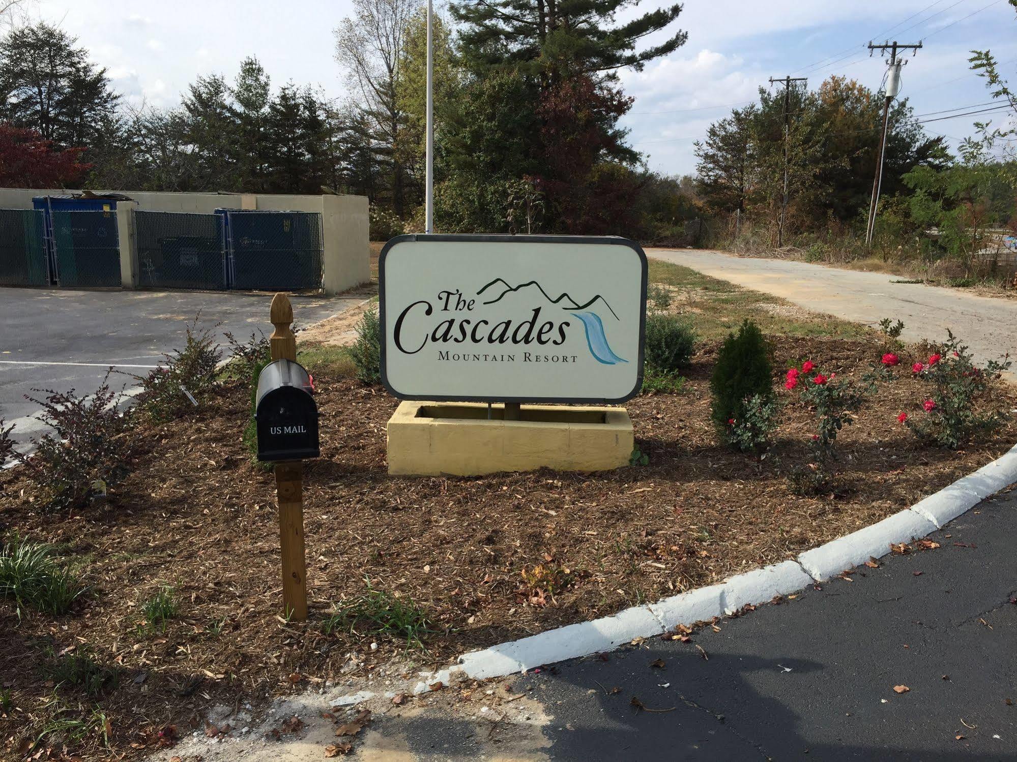 Cascades Mountain Resort, Ascend Hotel Collection Hendersonville Exterior photo